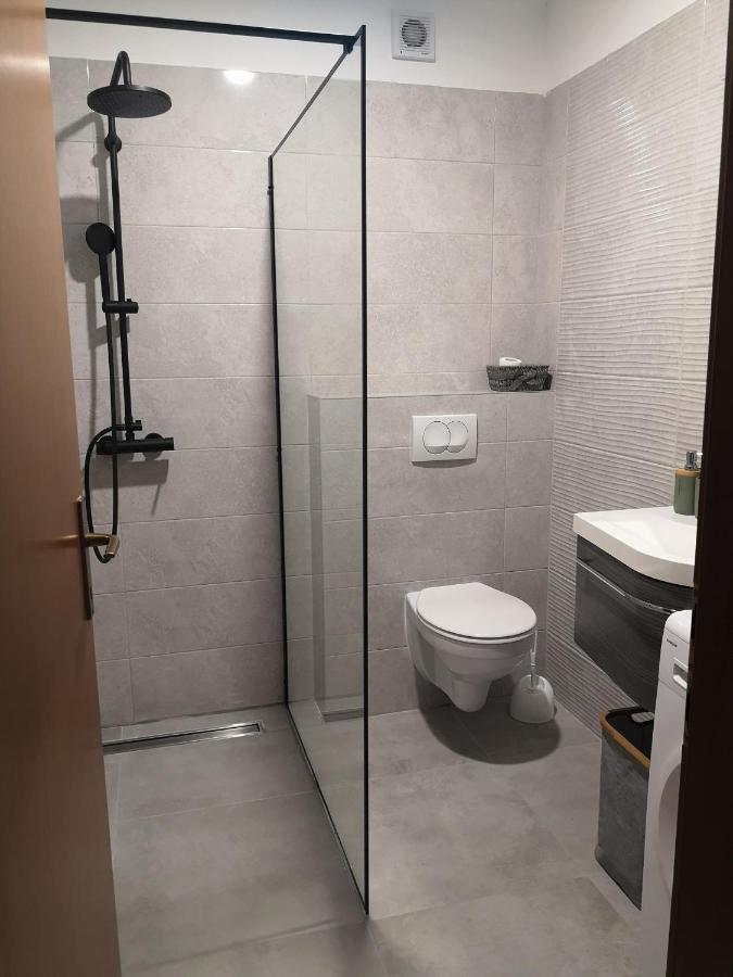 Apartments Tanja Kaštela Екстериор снимка