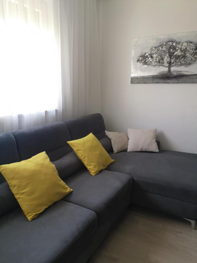 Apartments Tanja Kaštela Екстериор снимка