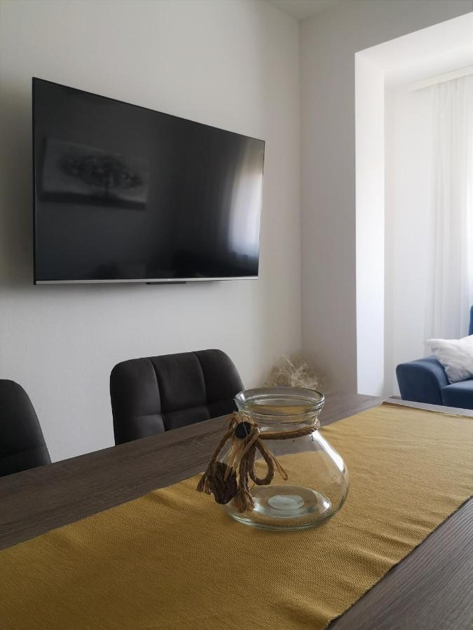 Apartments Tanja Kaštela Екстериор снимка